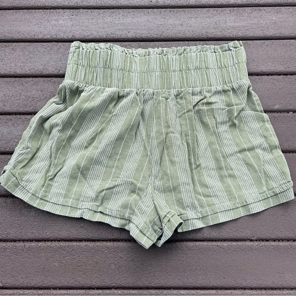 Forever 21 Striped Paperbag Shorts - Picture 1 of 3